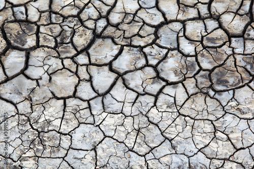dry anhydrous Earth