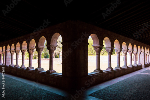 Arcos de la abadía en Francia