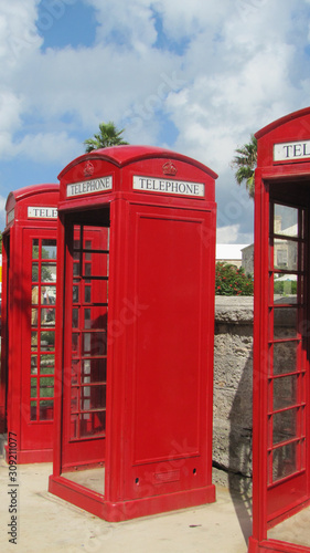 red telephone box in london © Laurie