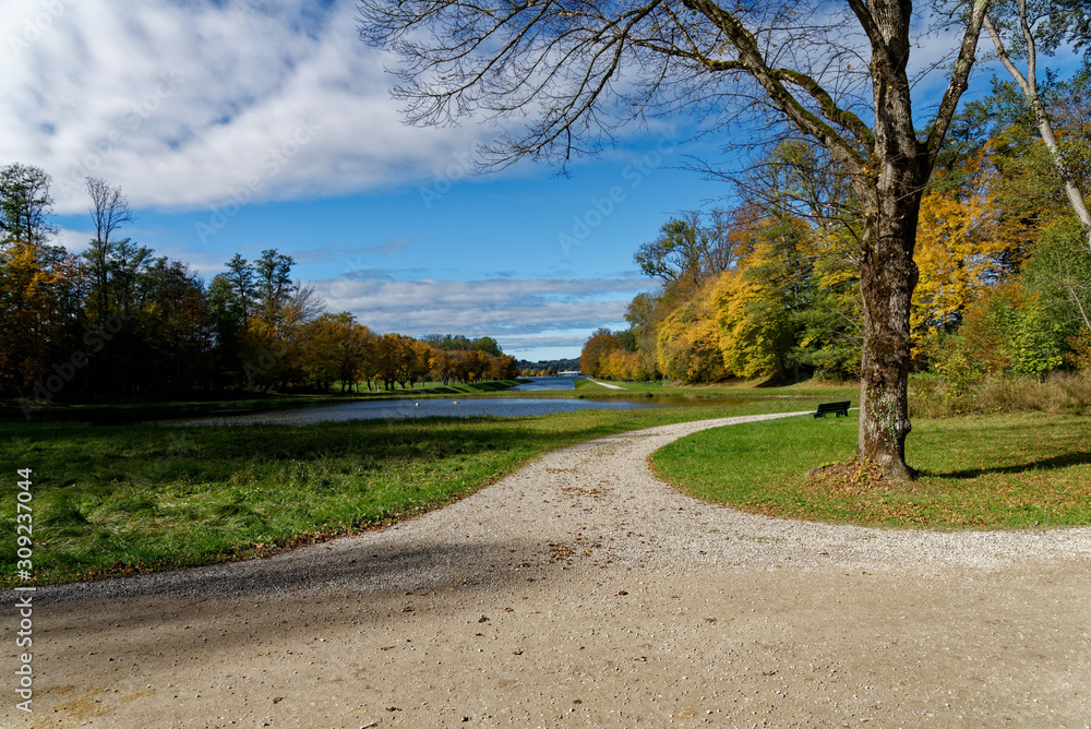 im Park von Schloss Herrenchiemsee, Chiemsee, Bayern