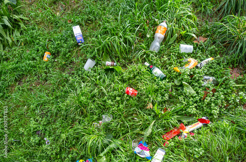 Residuos- Basura en al naturaleza