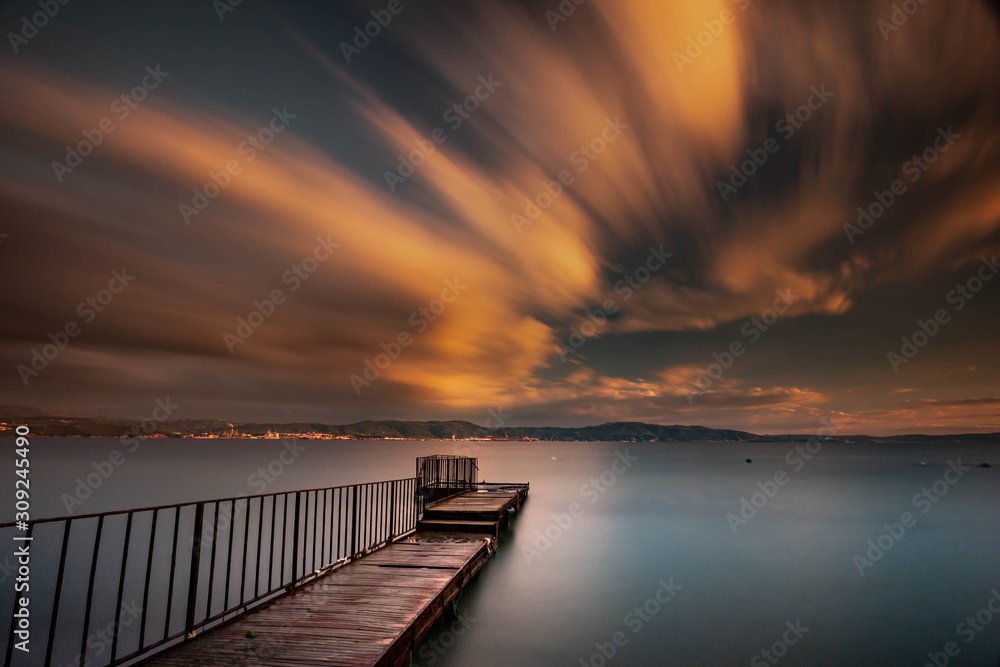 Obraz premium sunset on the sea