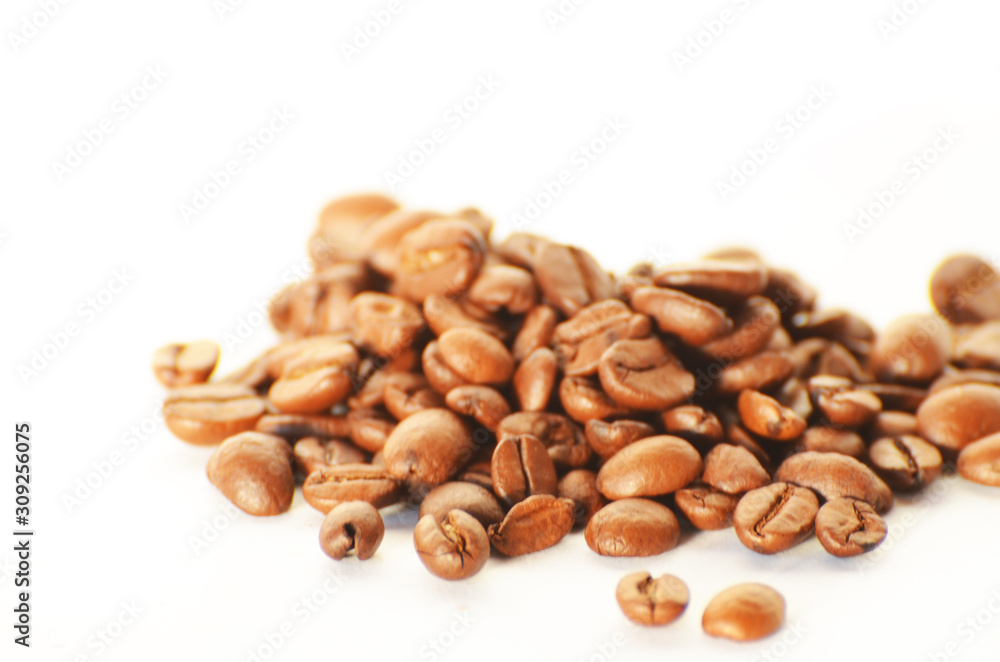 Fototapeta premium Close-up coffee beans isolated on white,photo