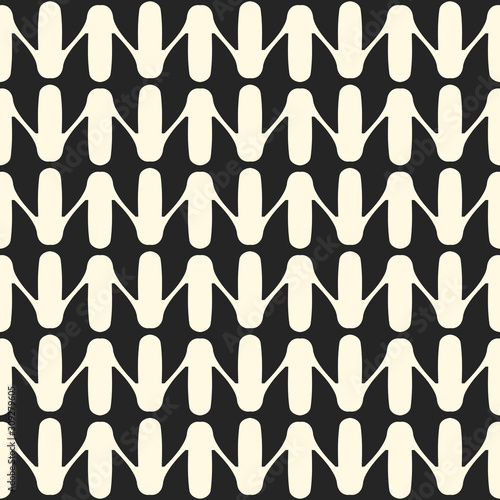 Monochrome seamless pattern with geometric ornament.