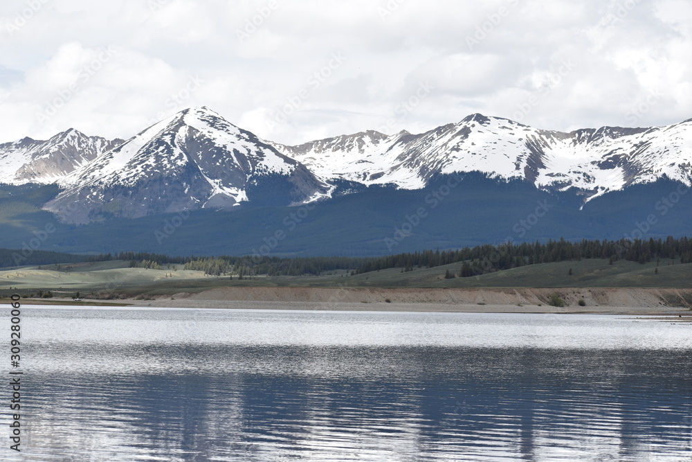 mountains in colorado