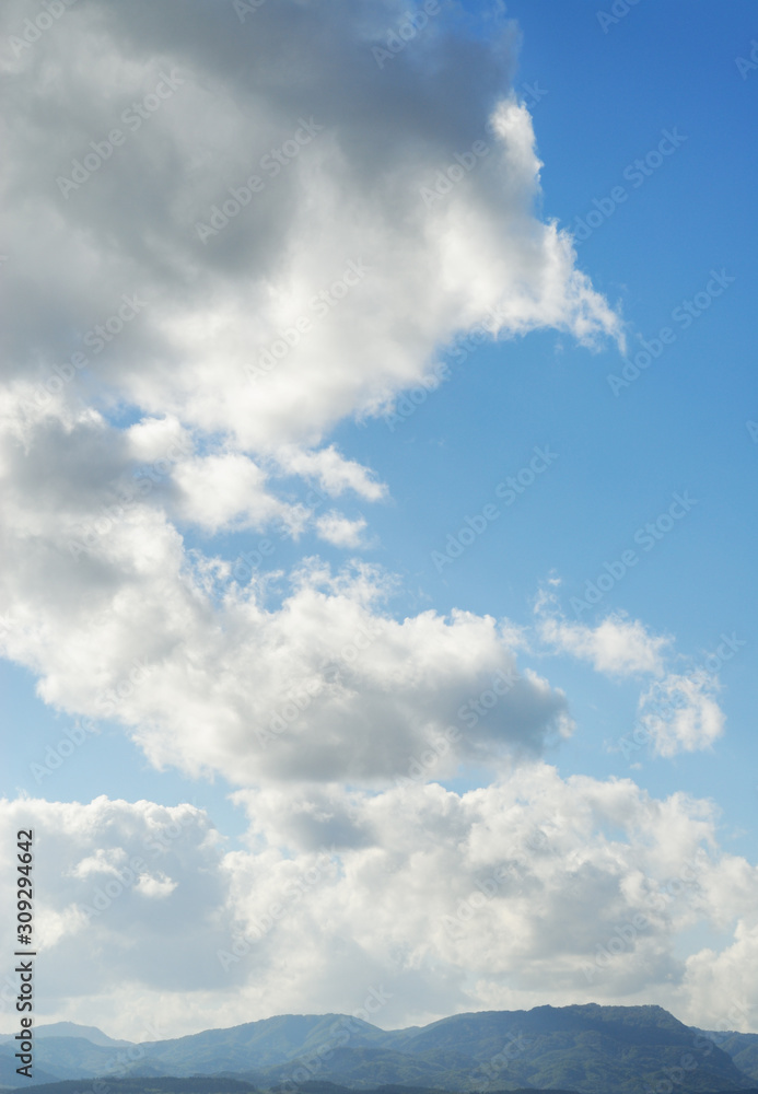 Obraz premium 山 空 雲 素材