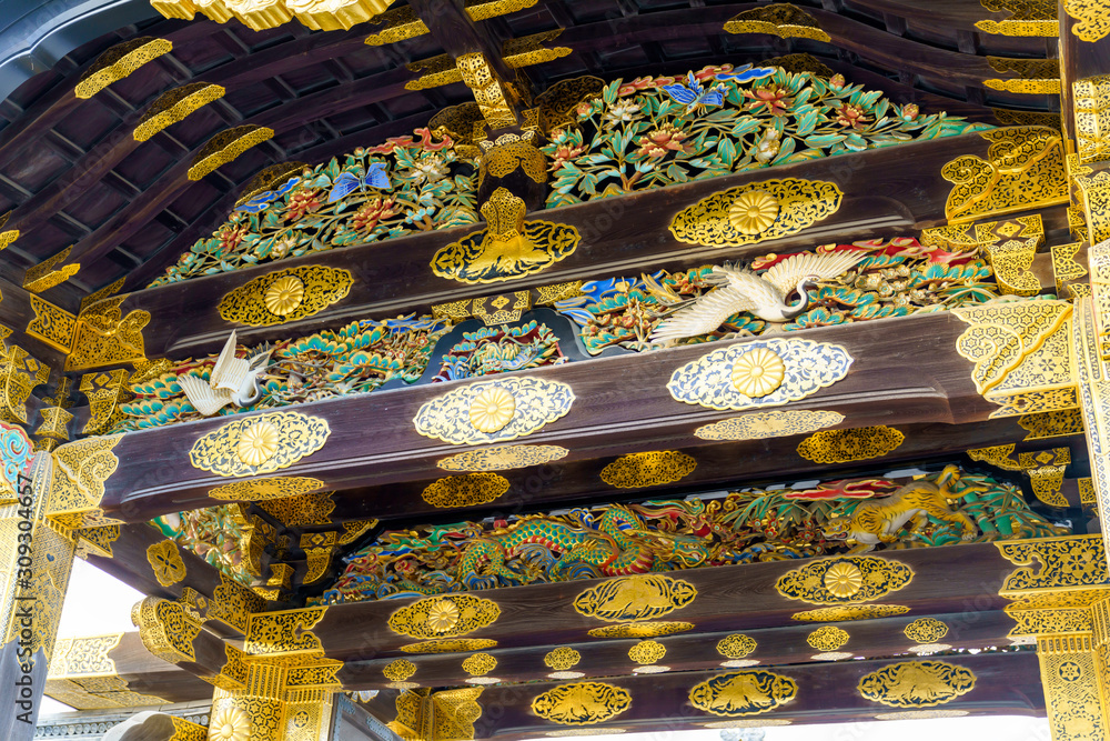 寺の装飾