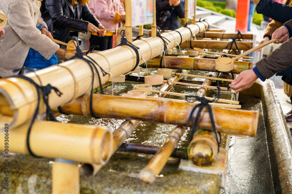 神社の手水舎