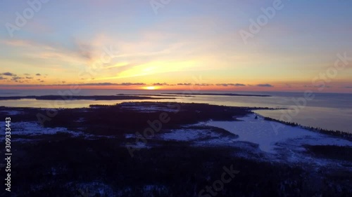 Drone flight looking towards Ingalls Head photo