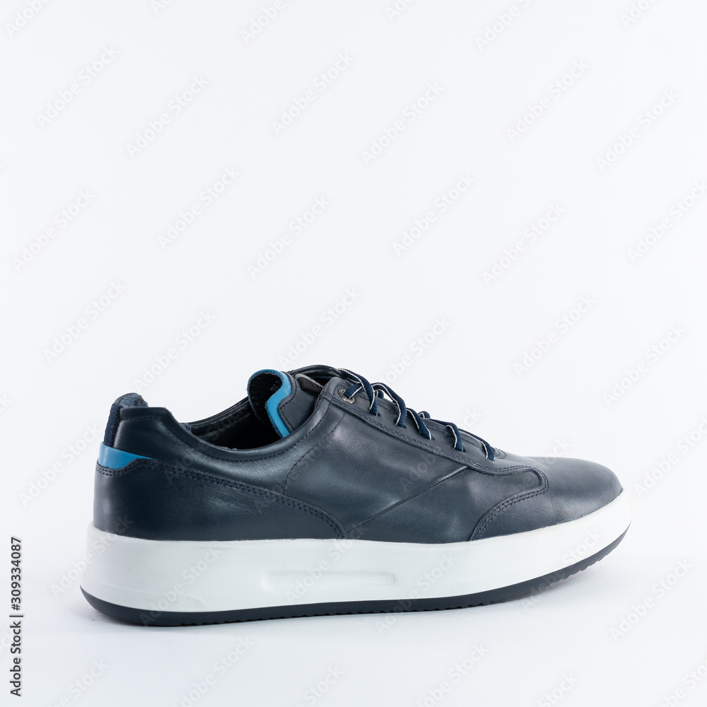 mens demi season warm low leather sneakers on a white background. See all angles and other models mens demi season warm low leather sneakers on a white background. See all angles and other models