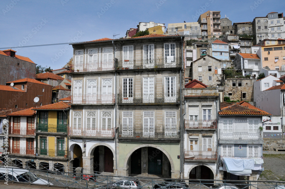 Wohnungen am Douro