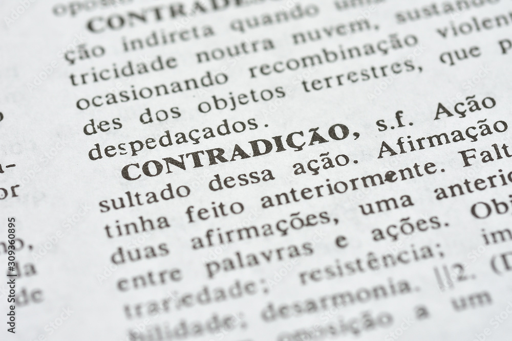 A palavra Contradição impressa num dicionário A palavra Contradição impressa num dicionário