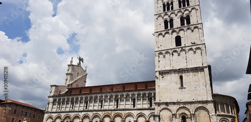 Lucca, Kirsche
