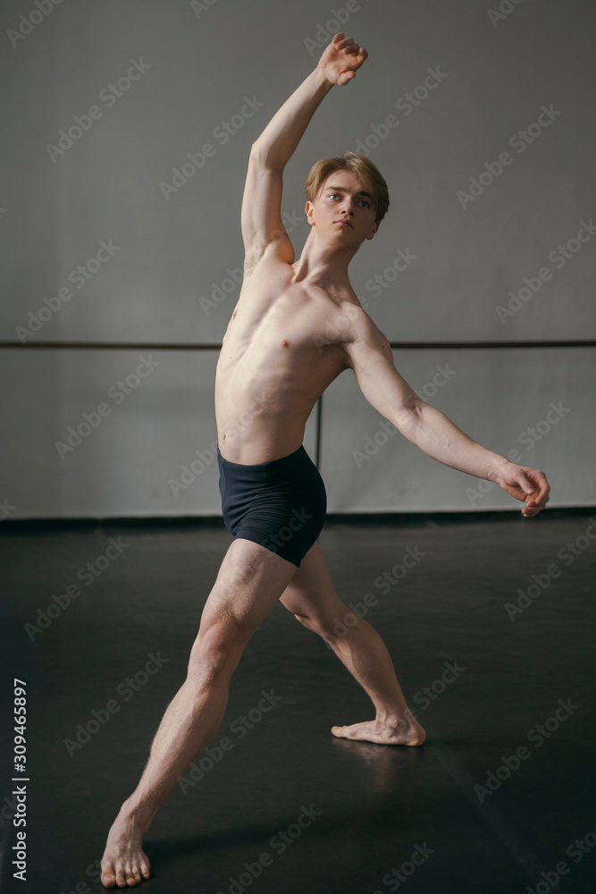 the choreographer guy took a beautiful pose the choreographer guy took a beautiful pose