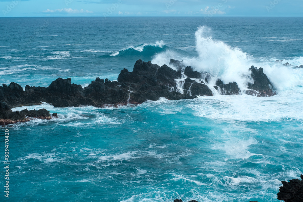 waves crashing on rocks waves crashing on rocks