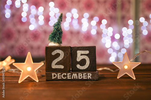 wooden christmas date