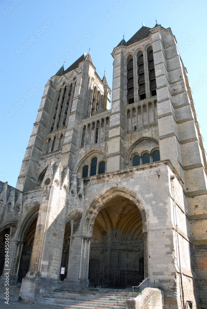 Ville de Noyon, cathédrale Notre-Dame de Noyon, département de l'Oise, France