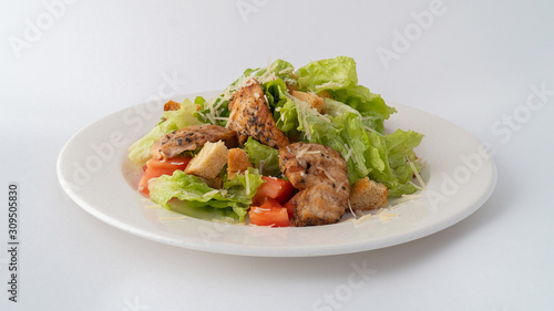 salad with chicken and vegetables