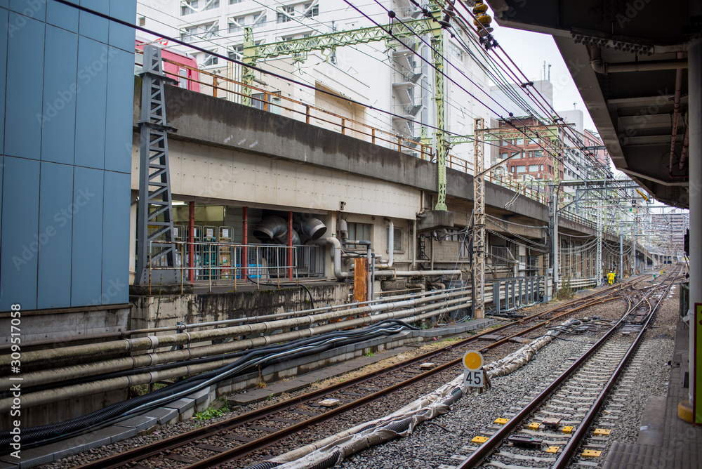 train station tokyo japan