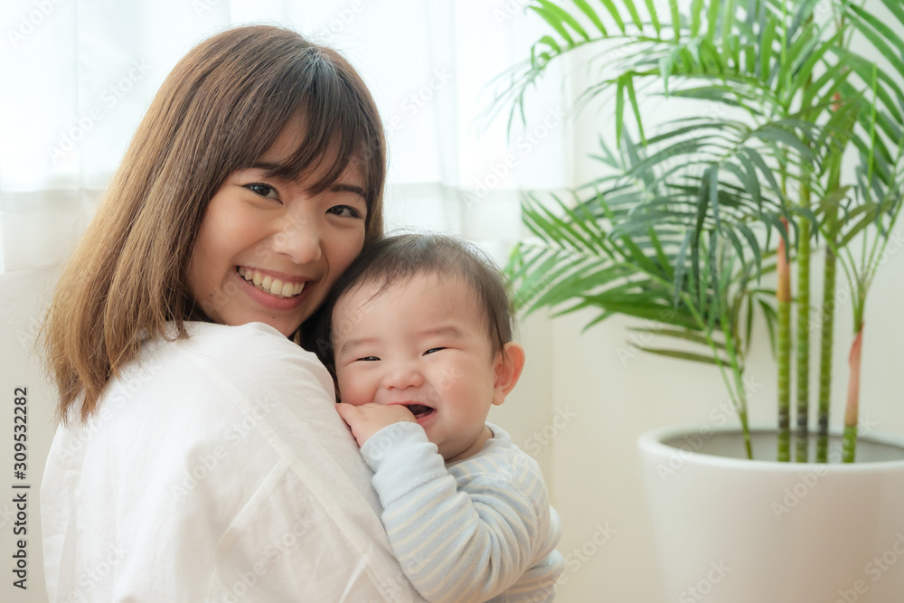 赤ちゃんとお母さん