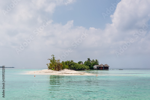 Landscape with a small island in the Maldives, Indian Ocean, Kaafu Atoll, Kuda Huraa Island © Val Traveller