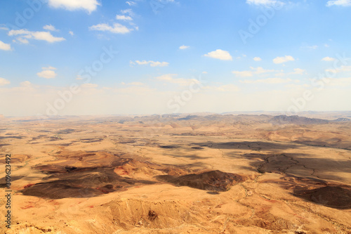 Fotografie, Obraz Mountain panorama in crater Makhtesh Ramon, Negev Desert, Israel
