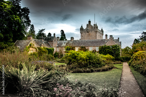 Parkanlage am Cawdor Castle, Schottland, United Kingdom photo
