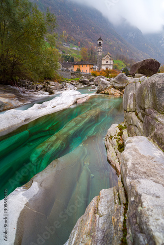 valle verzasca svizzera lavertezzo photo