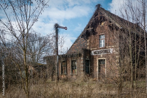 Obraz na płótnie Stacja Nieborowice w salonie