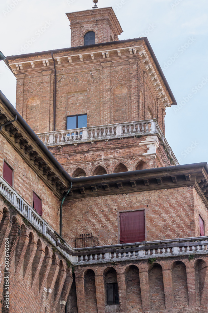A walk in the old center of Ferrara