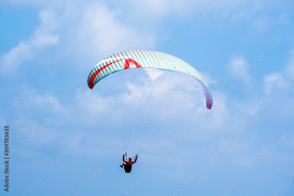 paragliding on mountains in Queensland, Australia paragliding on mountains in Queensland, Australia