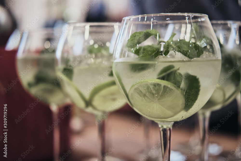 Obraz premium Bar and Cocktails