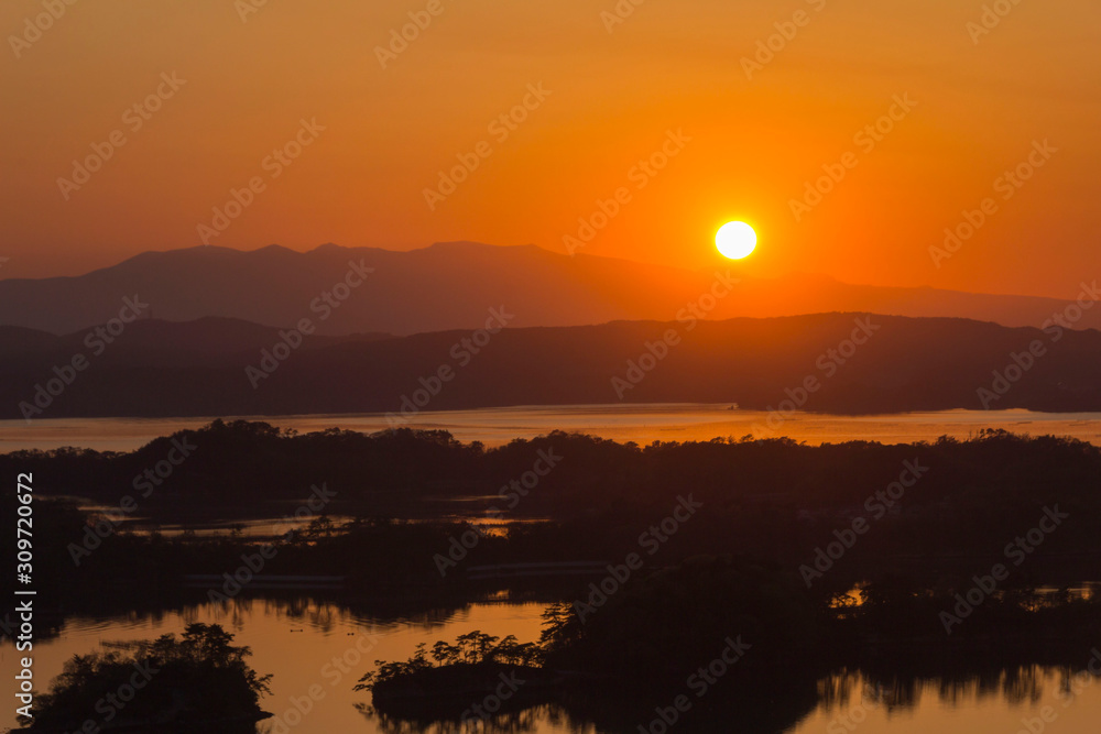 壮観 大高森の夕日/日本三景松島/宮城県東松島市 壮観 大高森の夕日/日本三景松島/宮城県東松島市