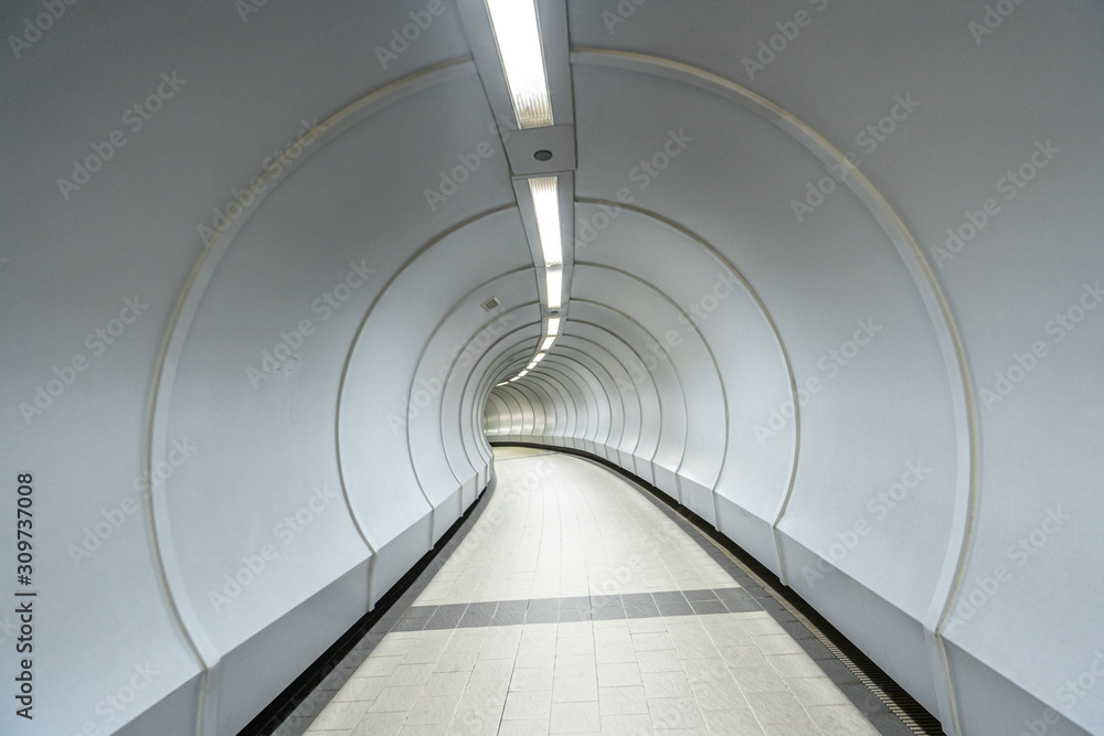 Fototapeta premium tuunel