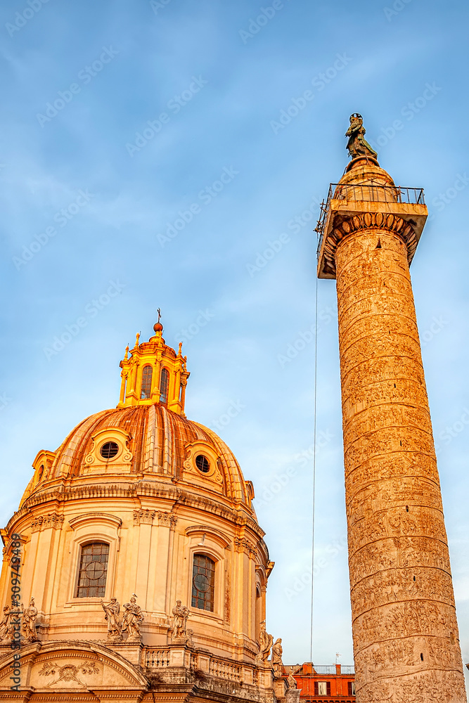 Obraz premium Rome Santa Maria di Loreto and Trajans Column