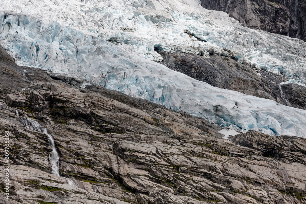 Detail vom Boyabreen Gletscher im Jostedalsbreen Nationalpark, Norwegen Detail vom Boyabreen Gletscher im Jostedalsbreen Nationalpark, Norwegen
