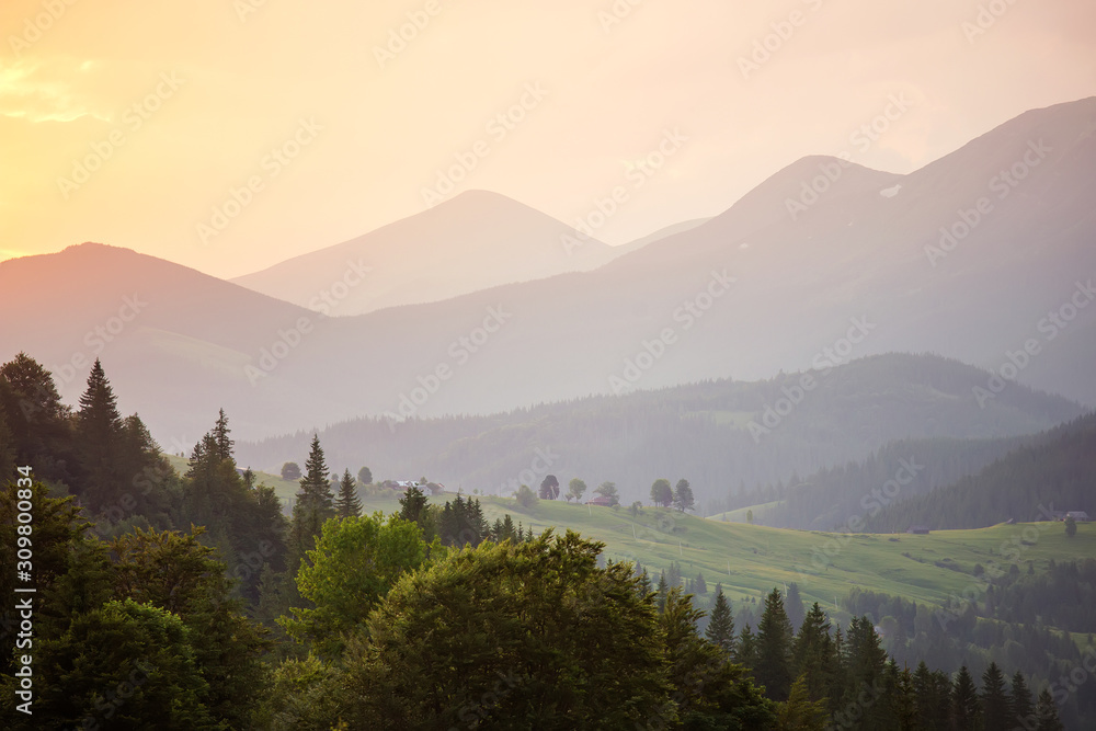 Obraz premium Beautiful sunset in Carpathian mountains