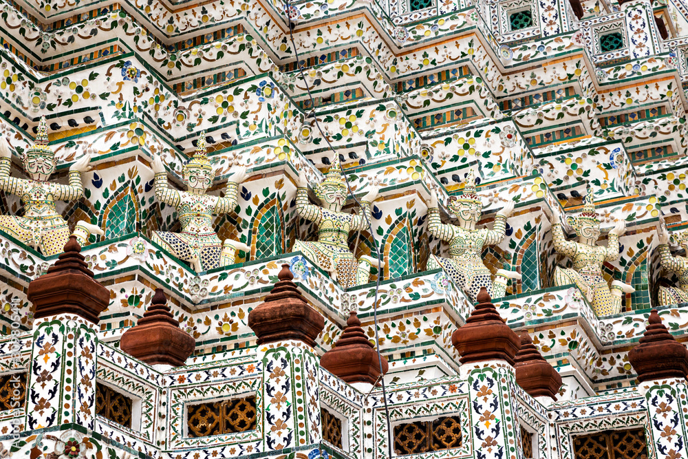 Fototapeta premium Closeup of detail of flank of Temple of Dawn, Bangkok, Thailand