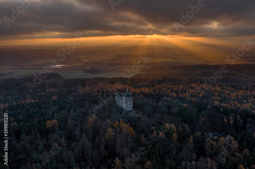 Radyne Castle is a castle situated on a hill of the same name  near the town of Stary Plzenec  in the Pilsner Region of the Czech Republic. Radyne  like the similarly conceived Kasperk.