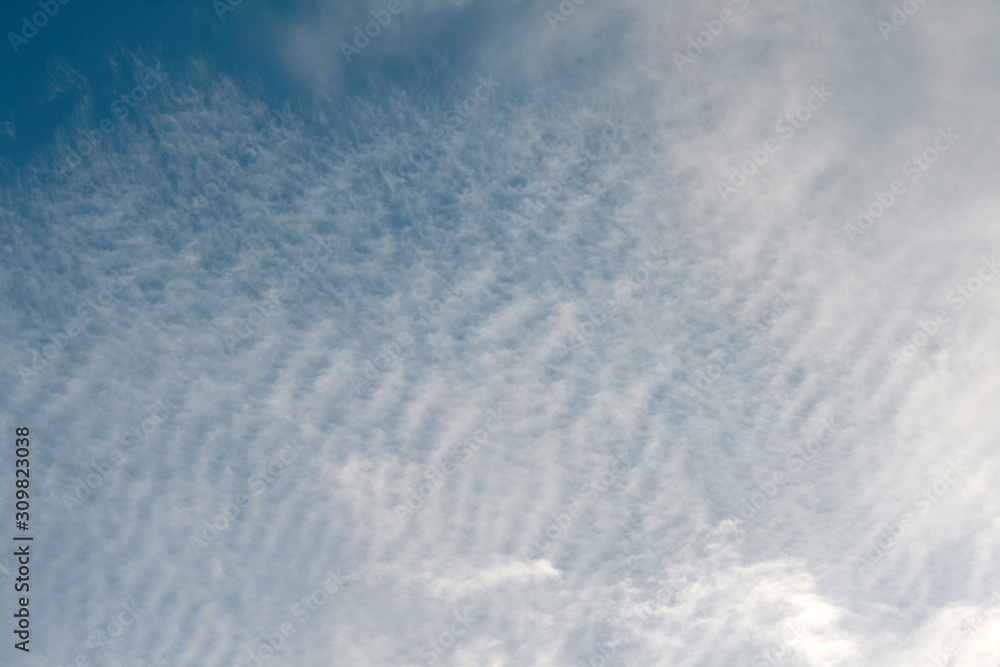  blue sky and white clouds