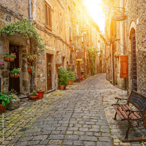 Fototapeta Naklejka Na Ścianę i Meble -  Beautiful alley in Bolsena, Old town, Italy