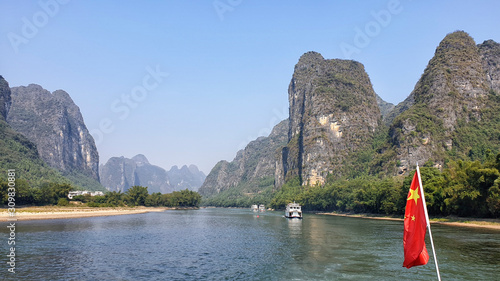Li River surrounded by Karst between Guilin and Yangshuo - Guangxi Province, China © Rosana
