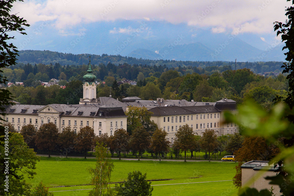 One of the picturesque views of the city of Salsburg (Austria) One of the picturesque views of the city of Salsburg (Austria)
