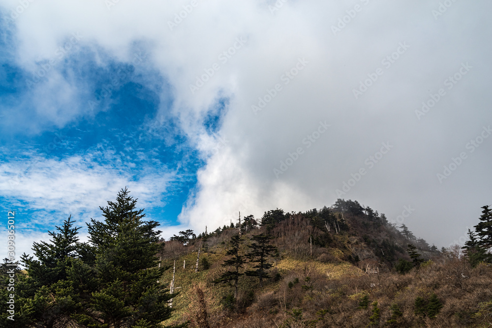 Fototapeta premium 山の天気