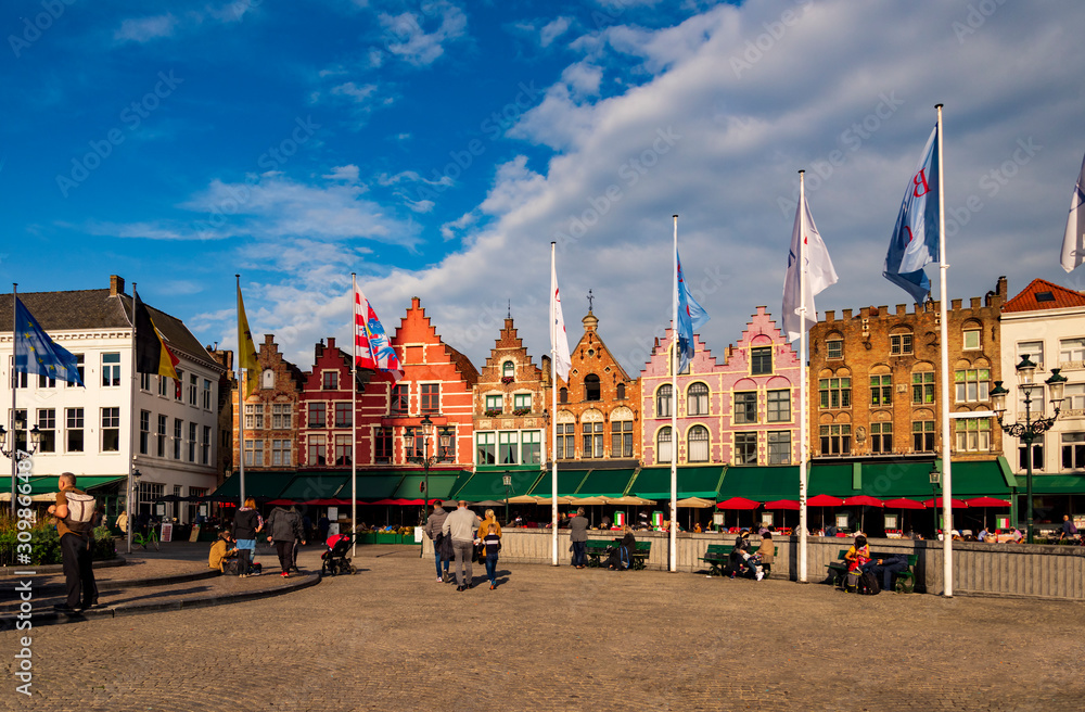 Obraz premium Markt town square in Bruges, Belgium in Autumn