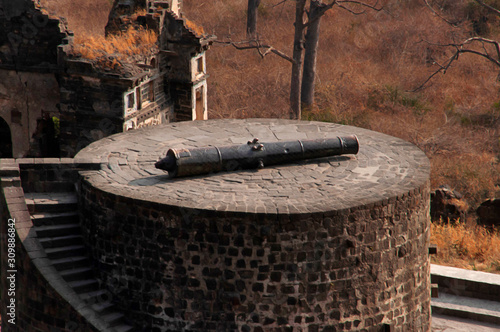 Medha tope or Canon at Daulatabad fort, Aurangabad, Maharashtra photo