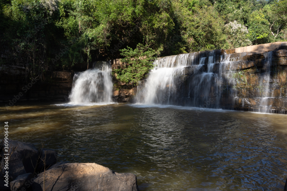 Fototapeta premium Waterfalls in the Northern Thailand National Park, Lamphun Province, Thailand.