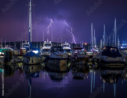 Wallpaper Mural coast Torontodigital.ca