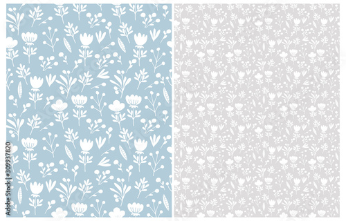 Foto Cute Hand Drawn Floral Seamless Vector Patterns