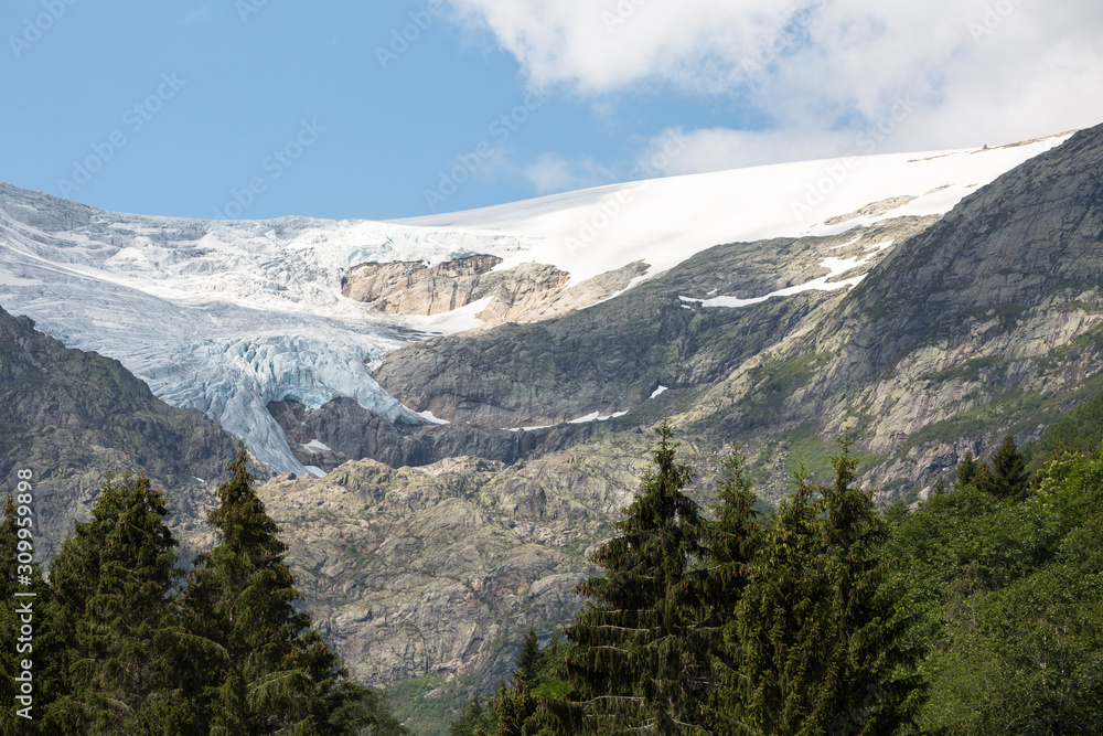 Fototapeta premium Blick auf den Folgefonna-Gletscher, Region Hardanger, Norwegen